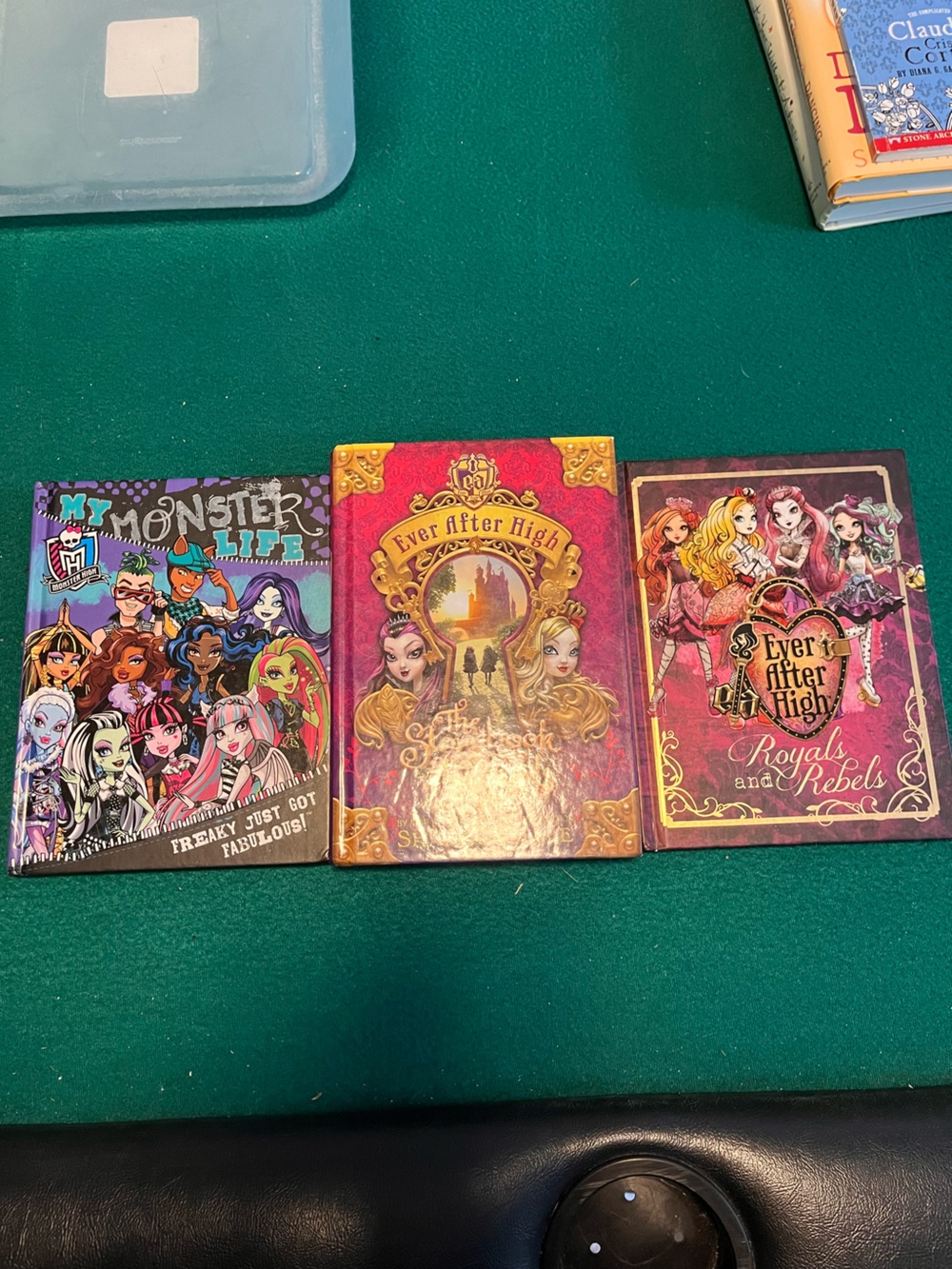 Pink Doll Storybook Set - & Monster High